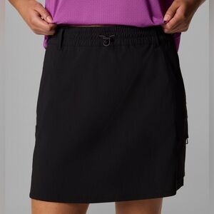 NWT! COLUMBIA Weekend Rays Skirt in Black Size XS